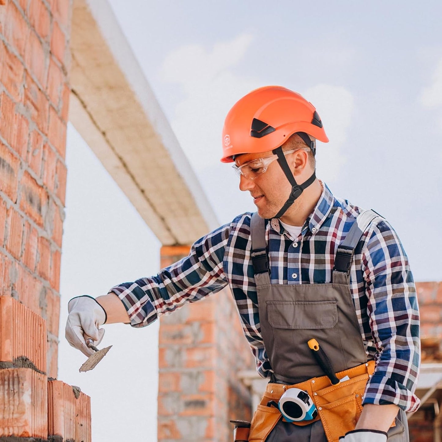 Safety Helmet Hard Hat for Men and Women, ANSI Z89.1 Approved Hardhats Ideal for Industrial & Construction,Vented